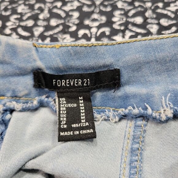 NWOT Forever 21 Light Blue Denim Stretchy Bodycon Western Chic Mini Skirt - Picture 5 of 6